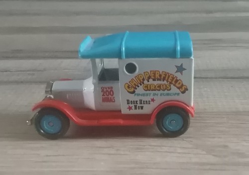 Corgi ford van chipperfields - corgi, t