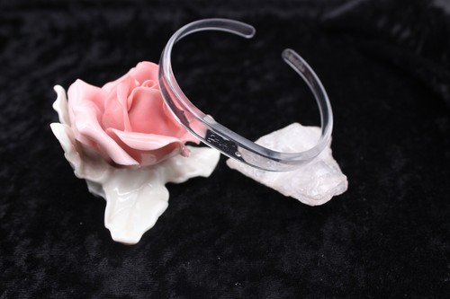 Armband plastik mit dem - mit,