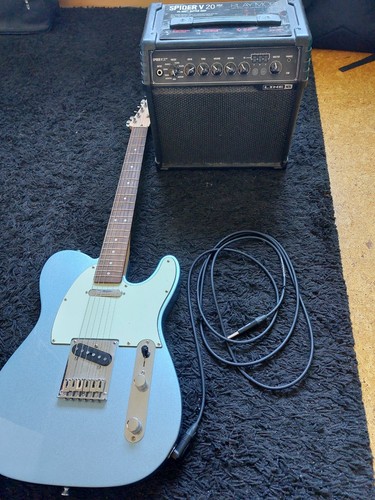 Gitarre mit verstärker - e-gitarre,