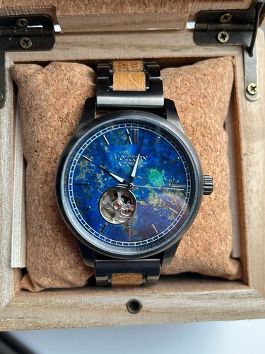 Holzkern bordeaux armbanduhr - -,