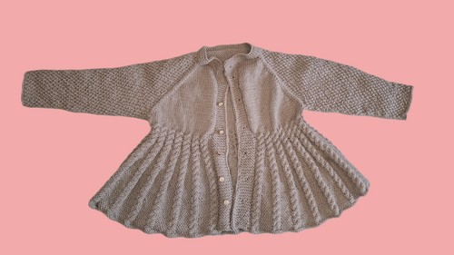 Handgestrickte kinderkleidung - handgestrickte,