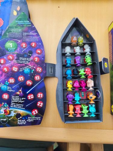 Lidl stikeez from space - stikeez,