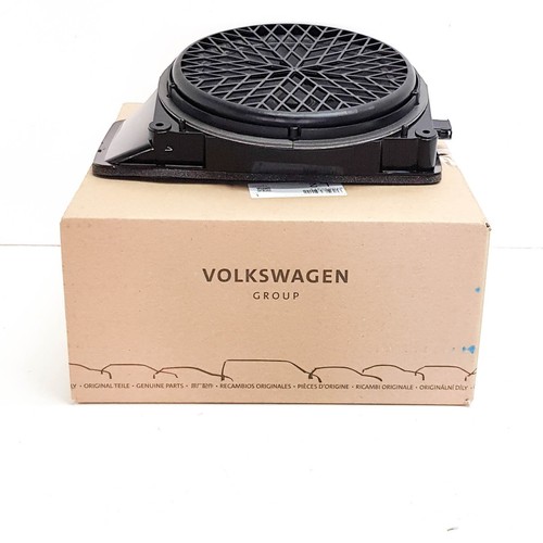 Audi rear panel shelf - rear,