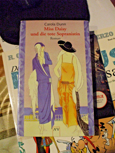 Carola dunn miss daisy und - dunn,