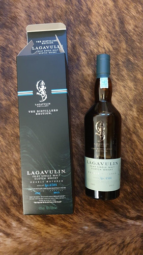 Lagavulin distillers edition - distillers,