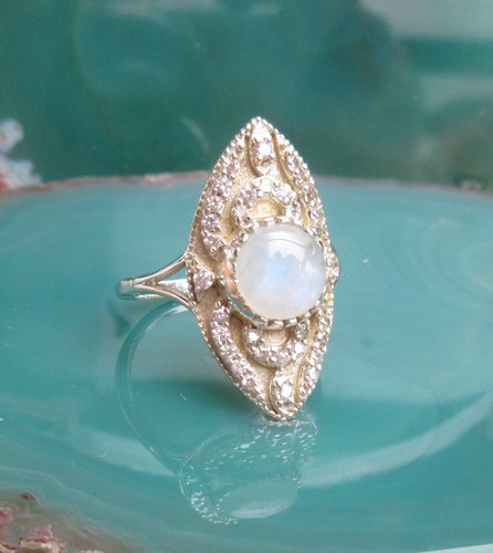 Ring viktorianischer stil - Ω,