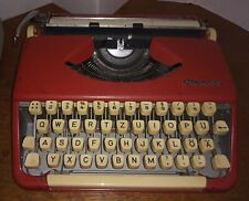 Olympia Werke AG Wilhelmshaven mechanische Schreibmaschine mit Reisekoffer