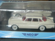 NEO 1:43 # 47015 # Plymouth Valiant Sedan hellbeige 1960 