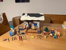 PLAYMOBIL Family Fun 9280 Skihütte