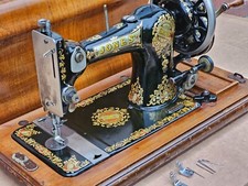 Jones Family C.S Handkurbel Vintage Nähmaschine mit Bedienungsanleitung.
