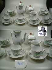 Herend Rosehip Mocca Service