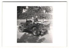 Fotografie junger Soldat mit