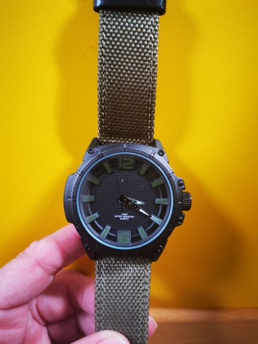 Herrenarmbanduhr - , im