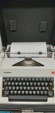 Olympia Schreibmaschine mechanisch Vintage gebraucht mit Koffer