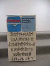 Preiser Spur H0 325 Figuren Set Bahnpersonal Reisende Passanten in OVP