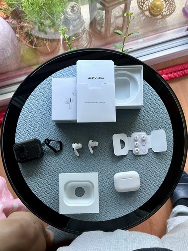 Apple airpods pro - pro, 2