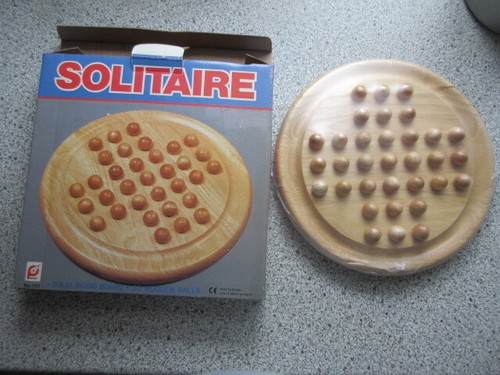 Solitär holz brettspiel - brettspiel, spiel