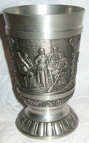 Zinnbecher becher kelch - /,