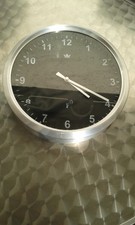 Krippl Wanduhr Farbe