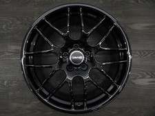 4 Felgen Neu 18'' Stil Packung
