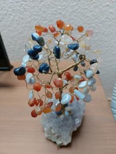 Edelsteinbäumchen mit