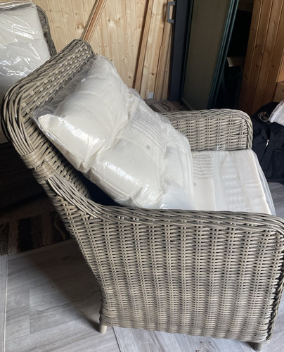 Grauer polyrattan - x,