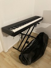 Yamaha P-45 full 88-key Digital Piano 99% new + stand + cover
