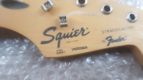 Squier by fender - 90's,