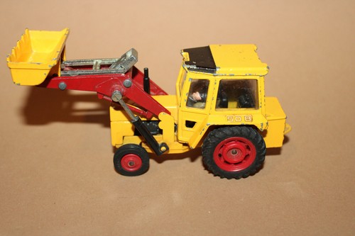 Corgi toys massey ferguson - toys,