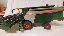 Siku - Fendt Mähdrescher 8350 AL, 1:32 – leicht defekt