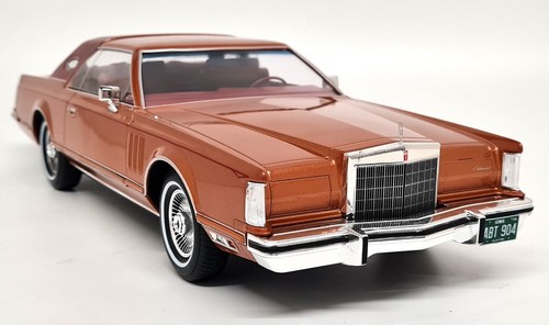 Mcg lincoln continental - -,
