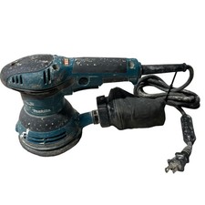 Makita BO4556 12OV Palm Sander