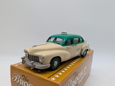 Brooklin 1:43 BRK89B Checker