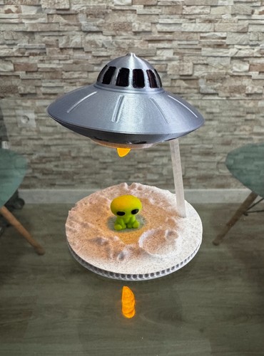 Ufo lampe alien - ufo, raumschiff