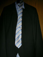 Slim Form, Konfirmationsanzug Gr. 170, neuwertig, mit Hemd und pass. Krawatte 