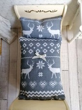 Weihnachtliche,2-TEILG. RENTIER-WENDE-BETTWÄSCHEGRAU-WEIẞ,f.Puppenstube 1:12