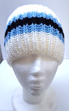 handgestrickte Mütze ,  gemustert