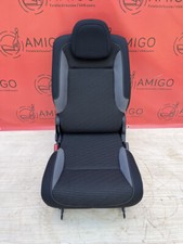 Sitze Sitz 2. Reihe Mittelsitz