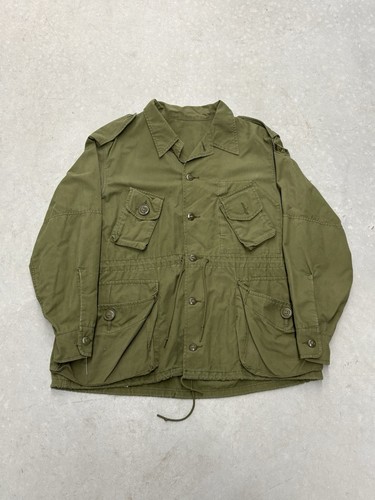 Vintage 1990 canadian army - 1990,