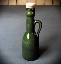 alte Steingut Flasche mit