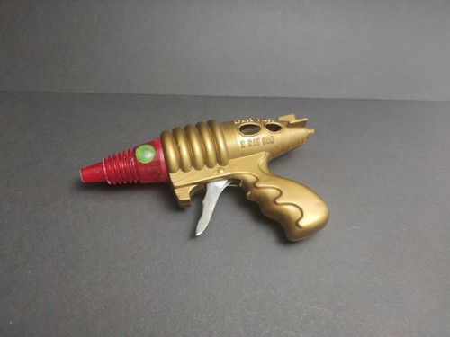 Space pilot ray gun - pilot, x-ray