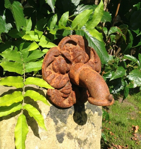 Wandbrunnen speier nach - wandbrunnen-speier,