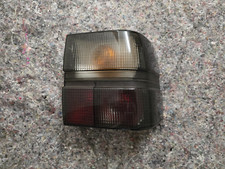 Audi 100 Typ 44 / C3, 200, V8 (D11) Treser Hella Schwarze Rückleuchten Ecke