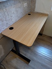 Schreibtisch höhenverstellbar