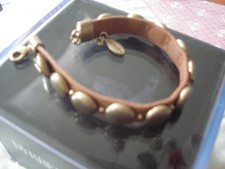 HULTQUIST LEDER ARMBAND MIT BRONZE GOLDFARBENEN ELEMENTEN VERSTELLBAR BRAUN 39,-