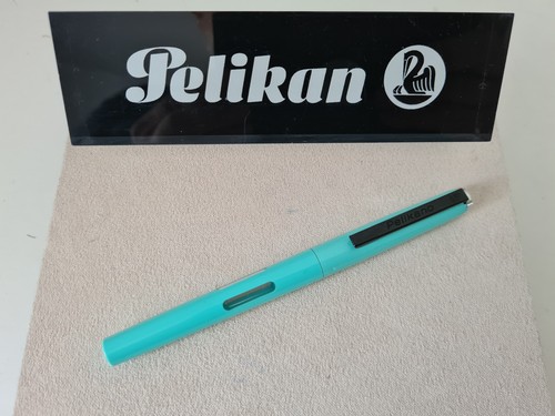 Pelikan pelikano modell a - pelikano, "a"