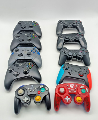 10 - 🎮,