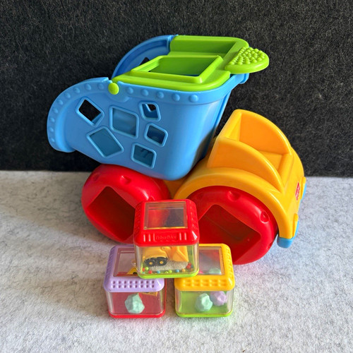 Fisher price peek boo blocks - boo,