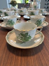 Herend Porzellan Mokkatasse Serie Apponyi Grün Handpainted