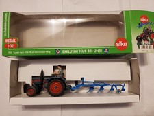 SIKU 7505 Traktor Lanz 2416 HE mit historischen Pflug 1:32 Sondermodell Vedes